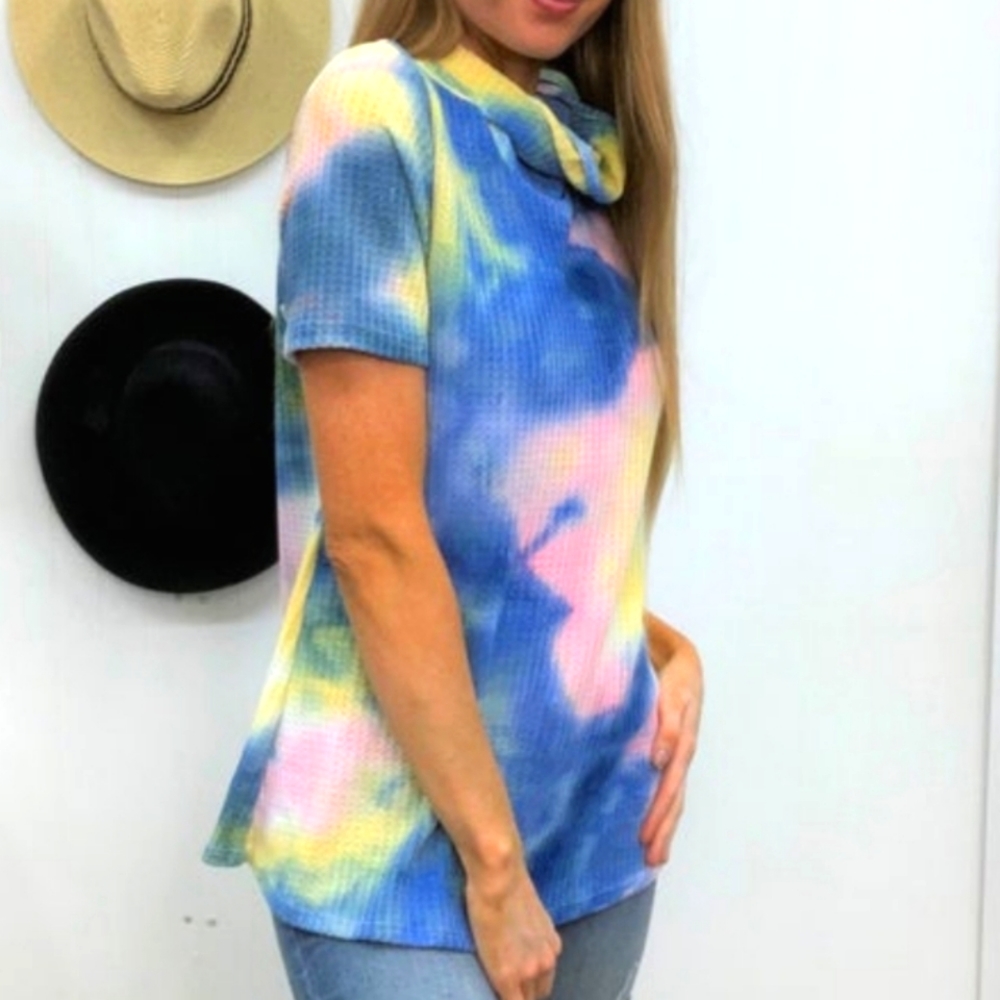 Blumin mask waffle knit top tie dye